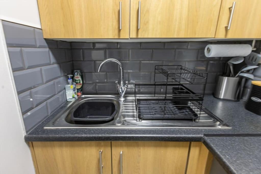 Rugby Coach House, Central Location, 5 Star Rating Экстерьер фото